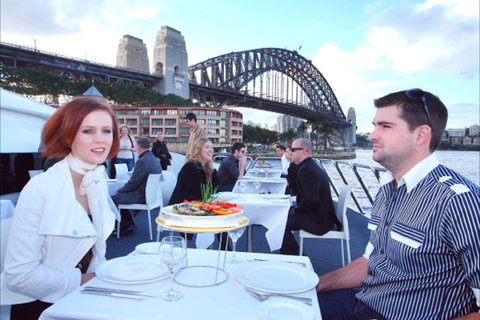 Lunch Cruise In Sydney Harbour With Magistic Cruises - Tweed Heads Accommodation 2