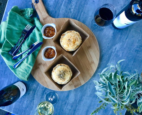Aged Wine And Vintage Pies - Tweed Heads Accommodation 1