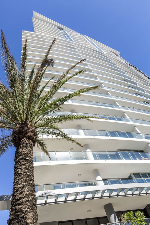 Artique Surfers Paradise - Tweed Heads Accommodation 2