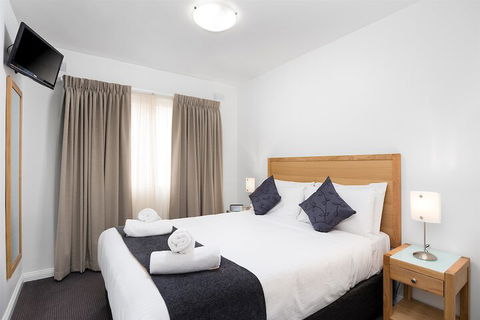Fawkner Executive Suites & Serviced Apartments - Tweed Heads Accommodation 7