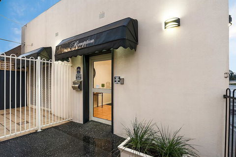 Fawkner Executive Suites & Serviced Apartments - Tweed Heads Accommodation 3