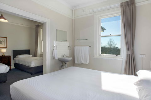 The Grand View Hotel - Tweed Heads Accommodation 6