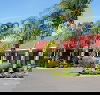 Pines Country Club Motor Inn - Tweed Heads Accommodation