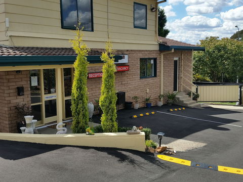 Hideaway Motor Inn Armidale - Tweed Heads Accommodation 1
