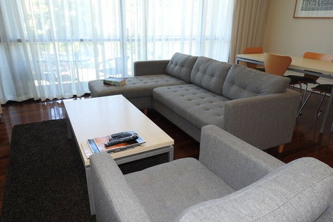Phillip Island Apartments - Tweed Heads Accommodation 7