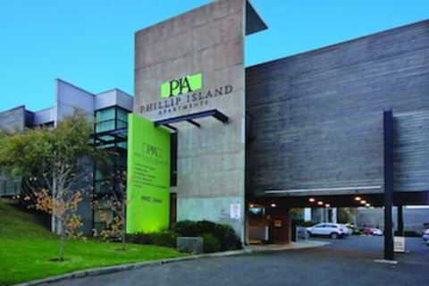 Phillip Island Apartments - Tweed Heads Accommodation 0