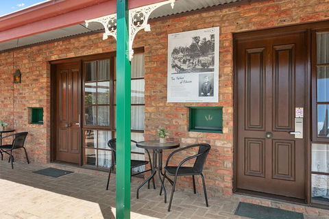 The Settlement Historic Hotel - Tweed Heads Accommodation 2