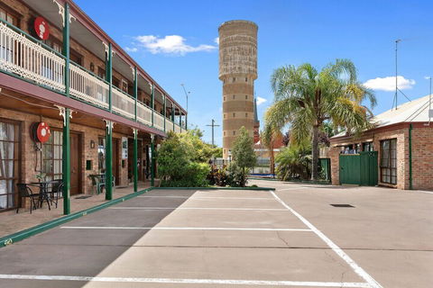 The Settlement Historic Hotel - Tweed Heads Accommodation 3