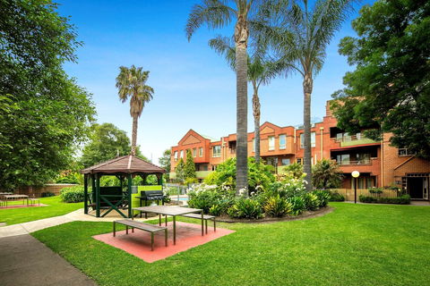 Comfort Apartments Royal Gardens - Tweed Heads Accommodation 0