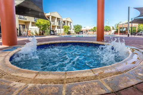 Country Comfort Perth - Tweed Heads Accommodation 2