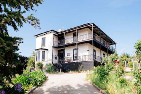 The Dragonfly Inn - Tweed Heads Accommodation 0
