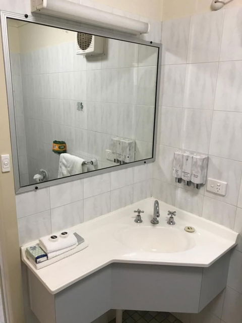 Orange Motor Lodge - Tweed Heads Accommodation 5