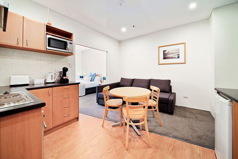 All Suites Perth - Tweed Heads Accommodation 1