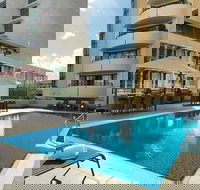 Adina Serviced Apartments Canberra James Court - Tweed Heads Accommodation