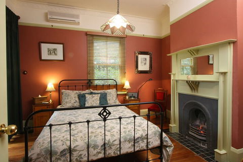 Moments Mountain Retreat - Tweed Heads Accommodation 3