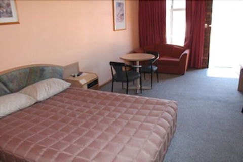 Nandewar Motor Inn - Tweed Heads Accommodation 5