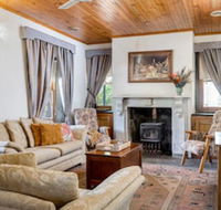 Reillys Wines Heritage Cottages - Tweed Heads Accommodation