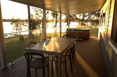 Dungowan Waterfront Apartments - Tweed Heads Accommodation 4