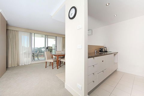 Accommodate Canberra - The Avenue - Tweed Heads Accommodation 4