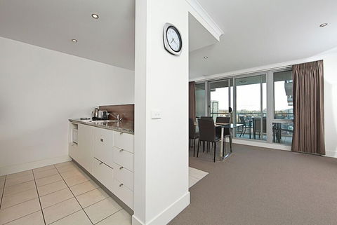 Accommodate Canberra - The Avenue - Tweed Heads Accommodation 6