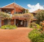 Rainbow House - Tweed Heads Accommodation