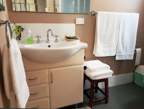 Little Para Cottage - Tweed Heads Accommodation 3