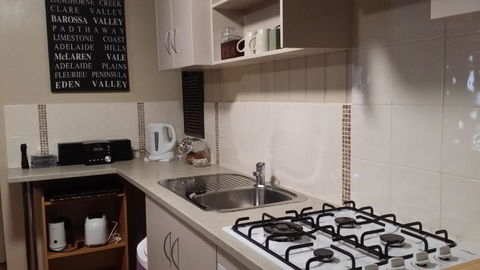 Little Para Cottage - Tweed Heads Accommodation 1