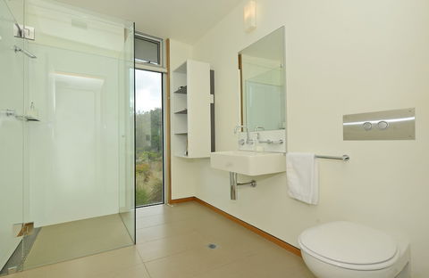 Cloudy Bay Beach House - Tweed Heads Accommodation 5