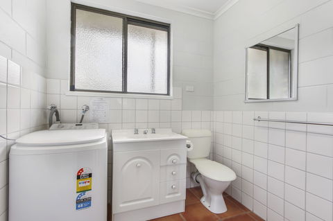 Hybiscus Waterfront Apartments - Tweed Heads Accommodation 5