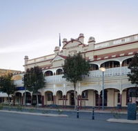 Criterion Hotel Warwick - Tweed Heads Accommodation