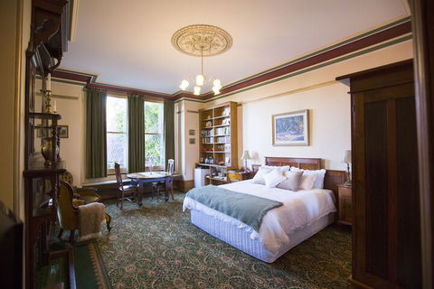 Turret House - Tweed Heads Accommodation 4