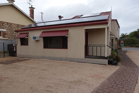 Port Vincent Motel & Apartments - Tweed Heads Accommodation 3