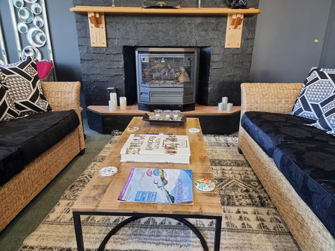 Tumbarumba Motel & Elms Restaurant - Tweed Heads Accommodation 2