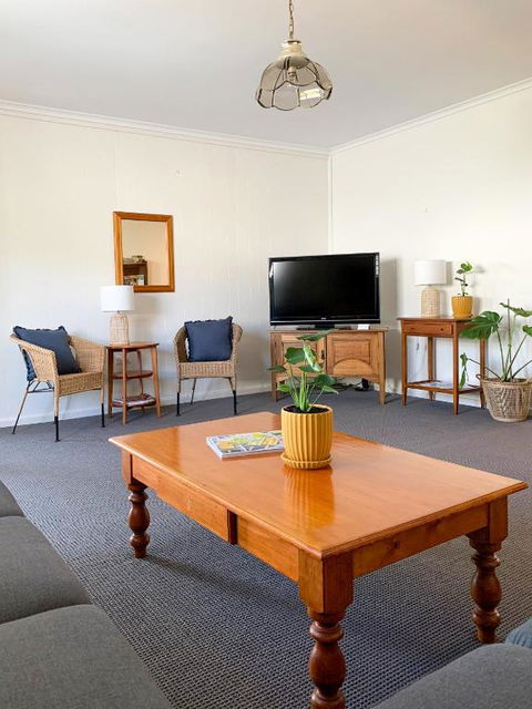 Basedow Units Tanunda - Tweed Heads Accommodation 5
