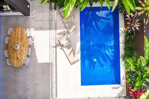 A PERFECT STAY - KoKo's Beach Houses 1 And 2 - Tweed Heads Accommodation 1