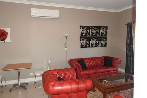 Barklysuites Apartments - Tweed Heads Accommodation 3