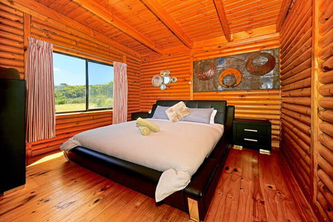 Cloudy Bay Cabin - Tweed Heads Accommodation 2