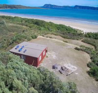 Cloudy Bay Cabin - Tweed Heads Accommodation