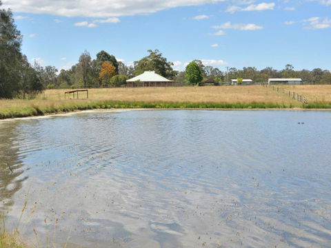 Grasmere Estate Homestead Hear The Lions Roar From Nearby Hunter Valley Zoo - Tweed Heads Accommodation 1