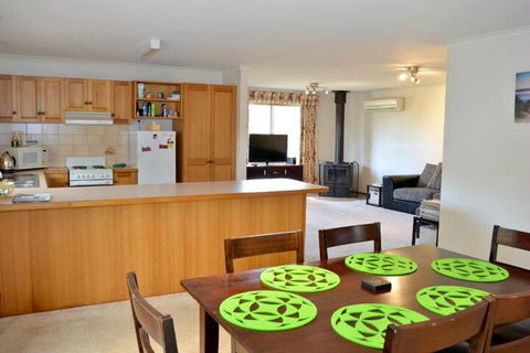 Chillax - Tweed Heads Accommodation 2