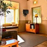 Autumn Leaf Cottage 1 - Tweed Heads Accommodation 0