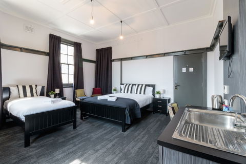 Royal Hotel Ryde - Tweed Heads Accommodation 1