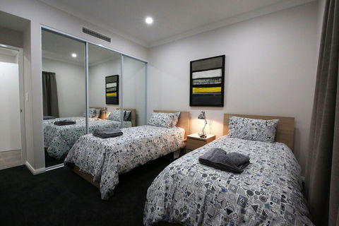 Marina Views At Mindarie Marina - Tweed Heads Accommodation 1