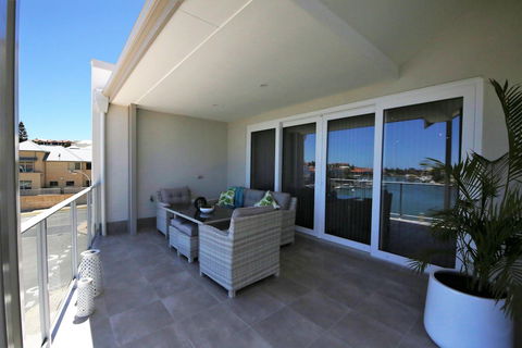 Marina Views At Mindarie Marina - Tweed Heads Accommodation 0