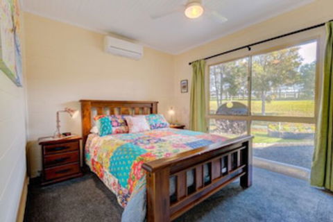 All About Me B & B - Tweed Heads Accommodation 0