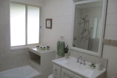 All About Me B & B - Tweed Heads Accommodation 1