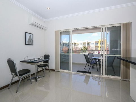 Rose Hotel Clarkson - Tweed Heads Accommodation 5