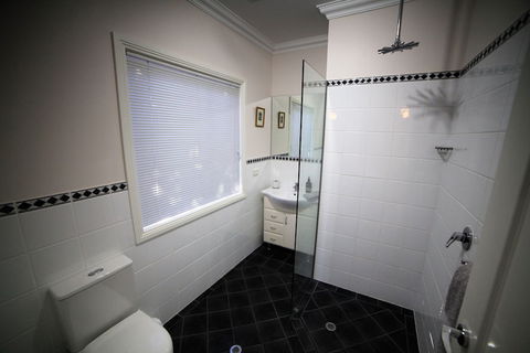 Lochnagar Barossa - Adults Only - Tweed Heads Accommodation 6