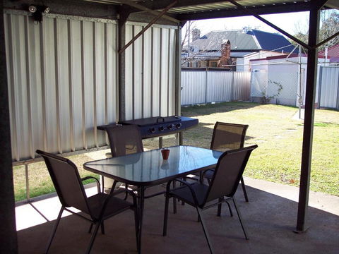 Browncoat Cottage Mudgee - Tweed Heads Accommodation 1