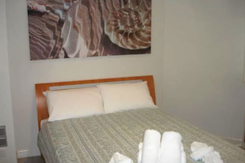 Waters Edge Townhouse 4 - Tweed Heads Accommodation 3